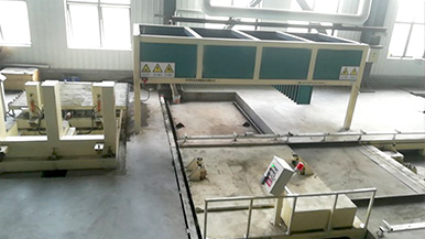 新型輕質墻板機設備-預制水泥隔墻板生產設備-專業水泥類隔墻板制造