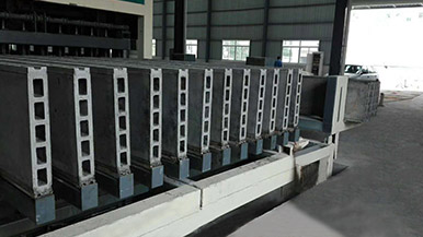 輕質隔墻板機械哪家強?空心混凝土隔墻板生產設備就來鄭州找瑪納 輕質隔墻板機械哪家強?空心混凝土隔墻板生產設備就來鄭州找瑪納