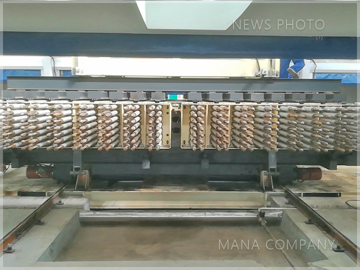 1636772094131627.jpg M03-24型墻板產線-移動上壓成型02.jpg