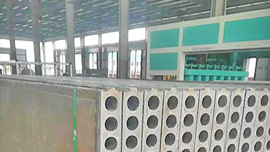 高性價比石膏隔墻板生產線-瑪納機械化模腔成型墻板機-25年專注墻板設備 高性價比石膏隔墻板生產線-瑪納機械化模腔成型墻板機-25年專注墻板設備